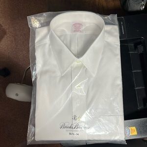 Brooks Brothers size 16 1/2 34 dress shirt never been worn in plastic